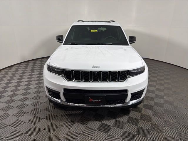 New 2025 Jeep Grand Cherokee L Limited w/ Luxury Tech Group II image 2
