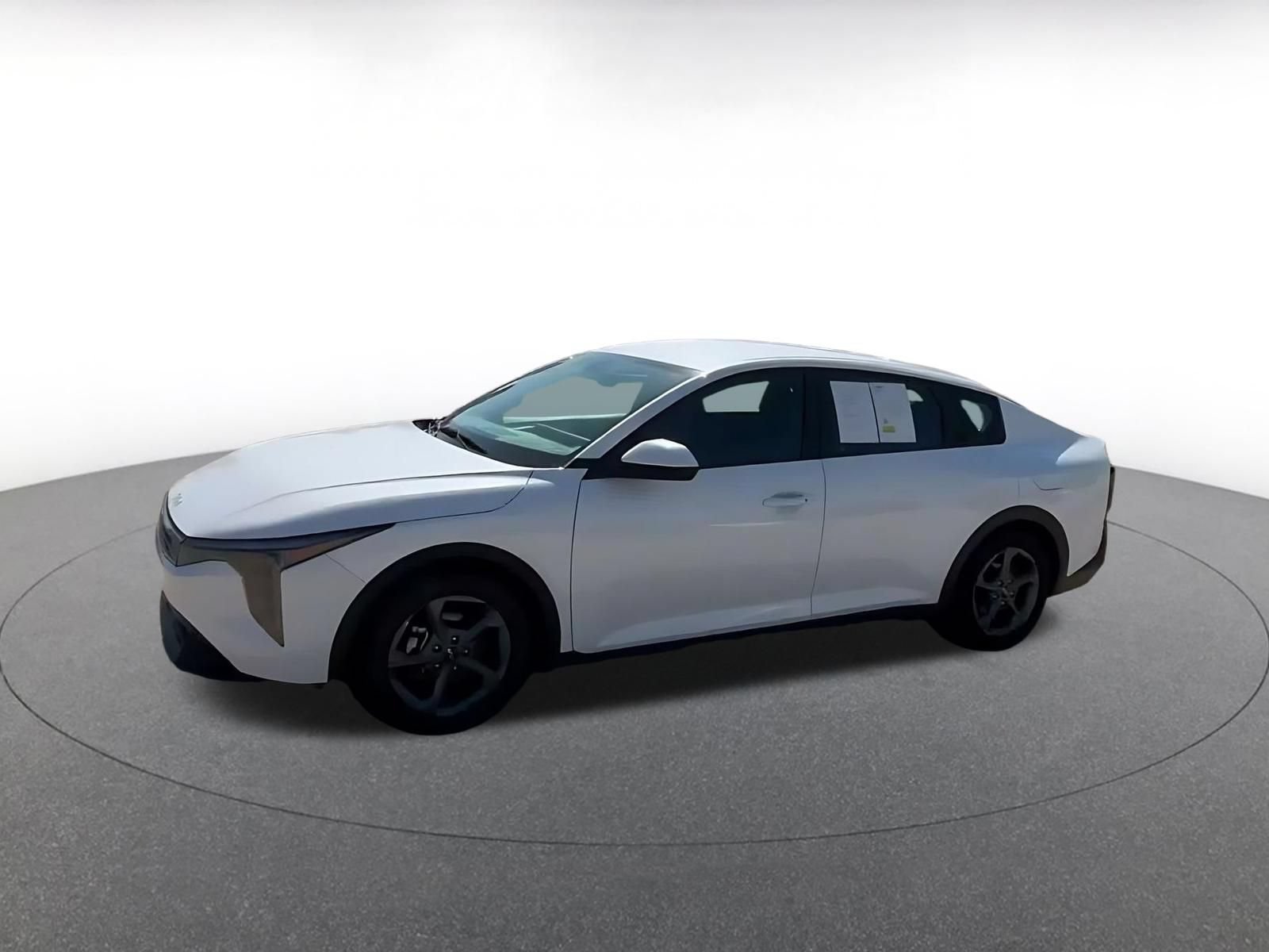 Used 2025 Kia K4 FWD image 8