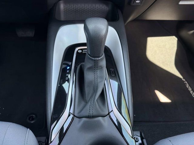 Certified 2025 Toyota Corolla SE image 28