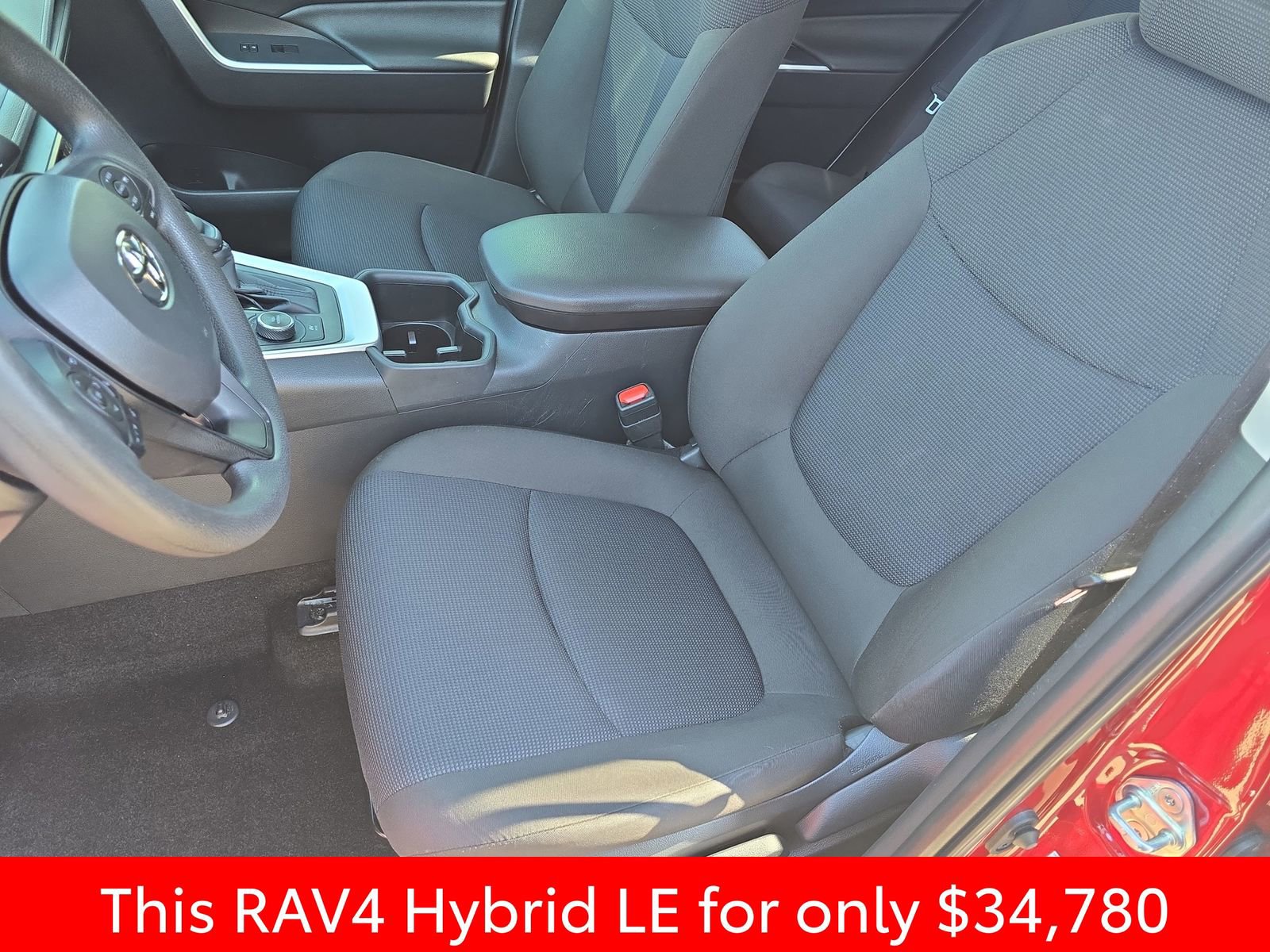 Used 2025 Toyota RAV4 LE AWD/4WD image 20