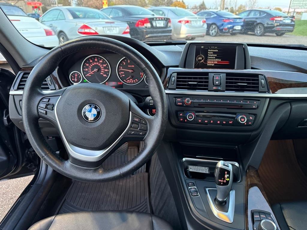 Used 2015 BMW 328i xDrive Sedan AWD/4WD image 32