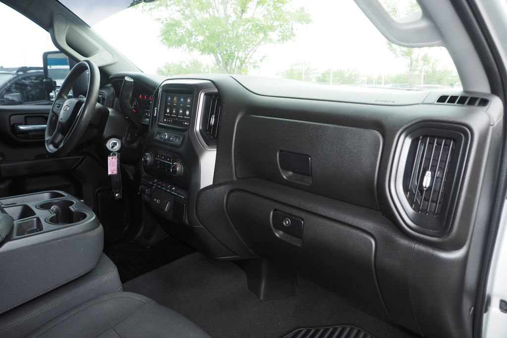 Used 2021 Chevrolet Silverado 2500 Custom w/ Custom Value Package AWD/4WD image 21
