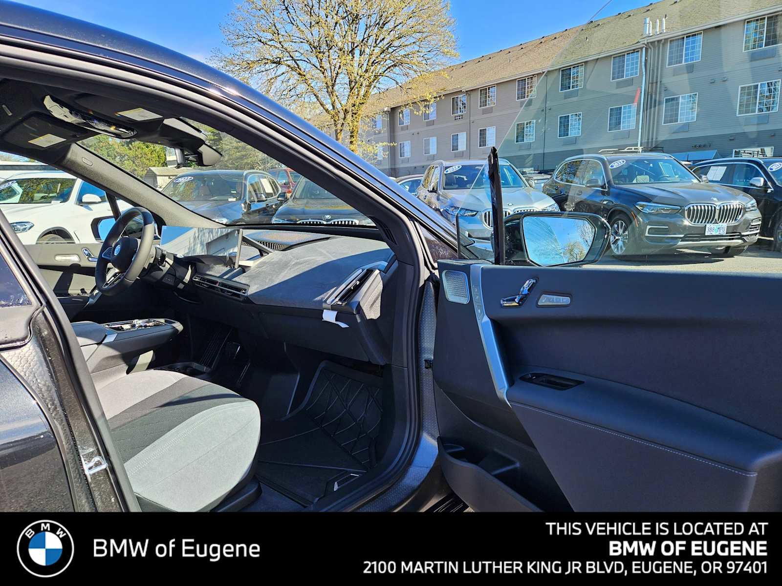 New 2026 BMW iX xDrive45 w/ M Sport Package image 10