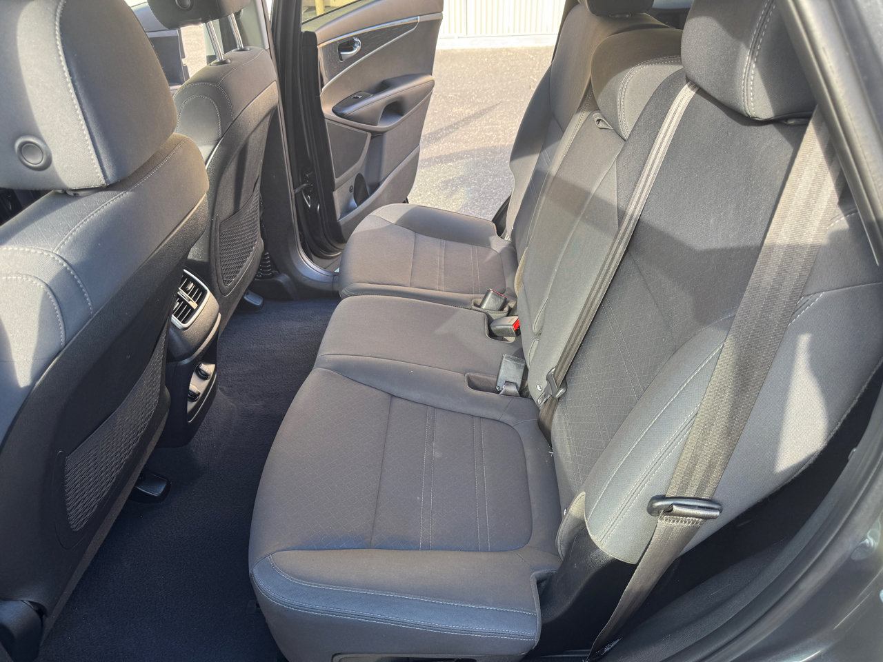 Used 2020 Kia Sorento LX w/ LX I4 Convenience Package image 21