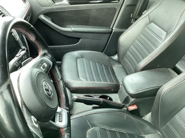Used 2017 Volkswagen Jetta GLI image 15