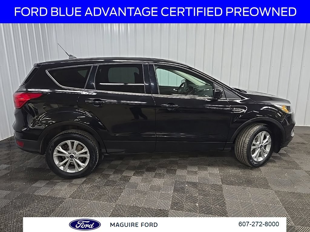 Certified 2019 Ford Escape SE AWD/4WD image 3