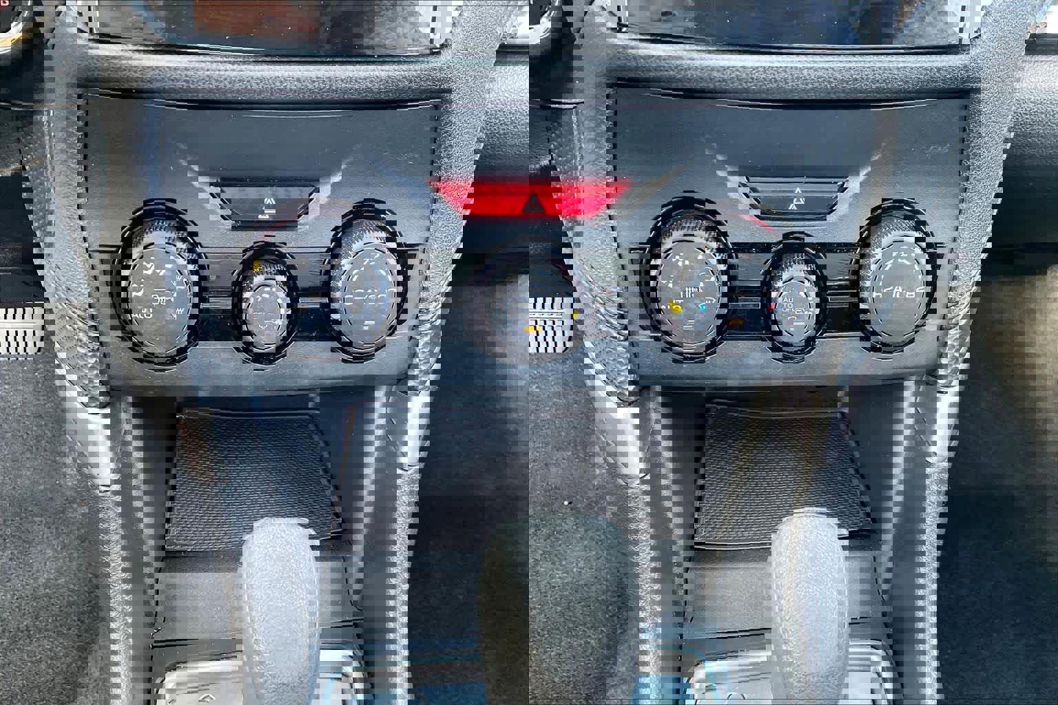 Used 2021 Subaru Forester Premium image 32