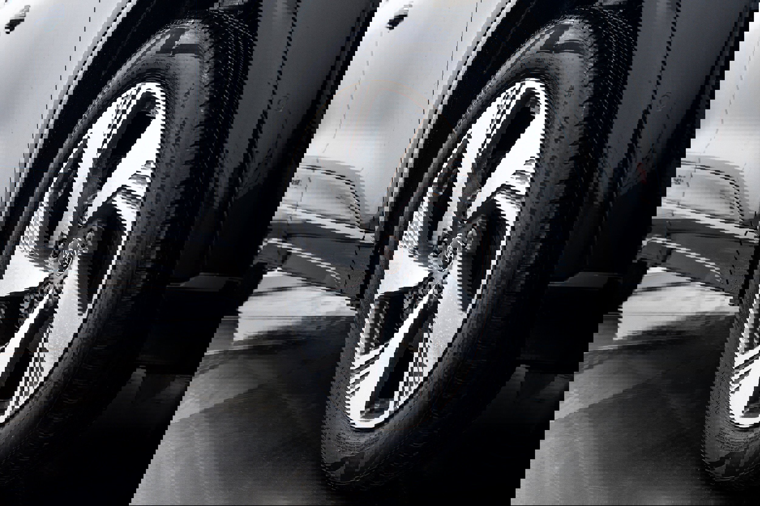 New 2025 Audi Q6 e-tron Premium Plus image 22