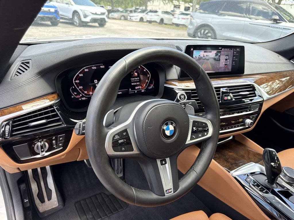 Used 2020 BMW M550i xDrive w/ Parking Assistance Package AWD/4WD image 34