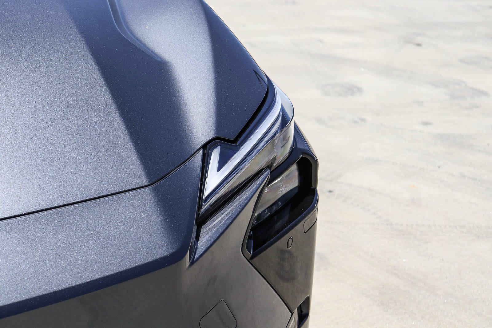 New 2026 Lexus ES 350e FWD image 7