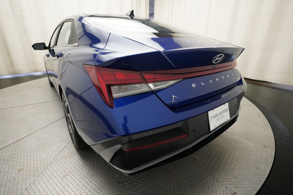 Used 2024 Hyundai Elantra Limited FWD image 33
