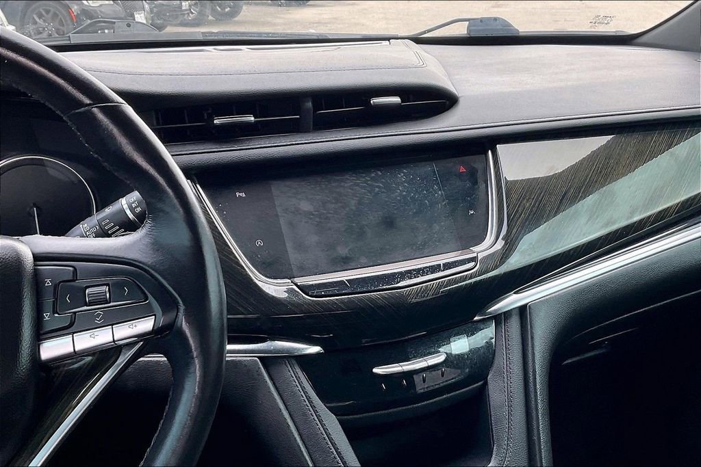Used 2020 Cadillac XT6 Premium Luxury image 9