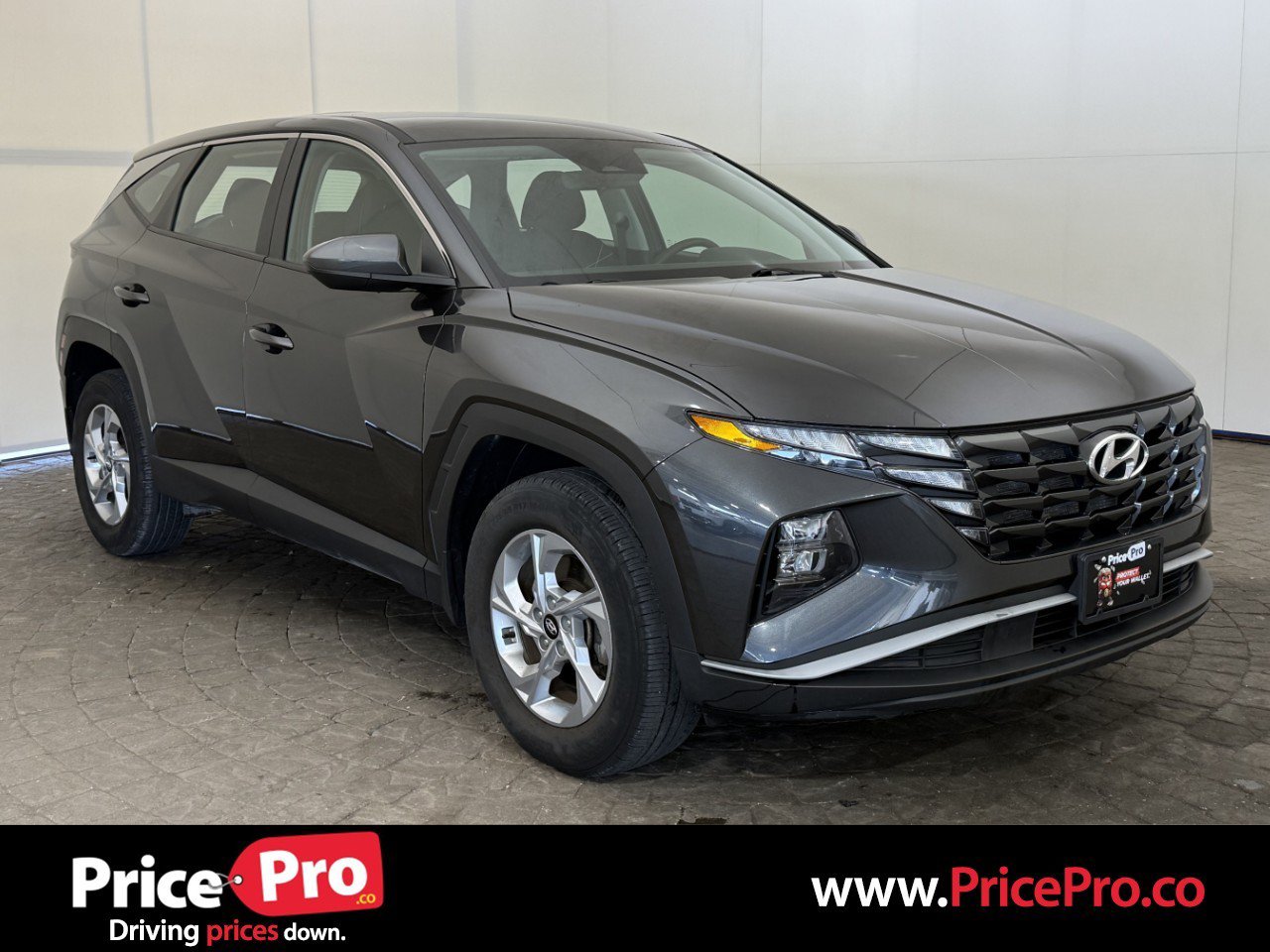 Used 2024 Hyundai Tucson SE AWD/4WD image 1