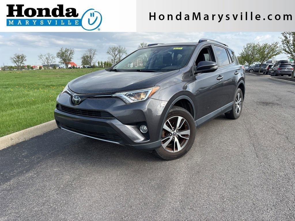 Used 2018 Toyota RAV4 XLE image 1