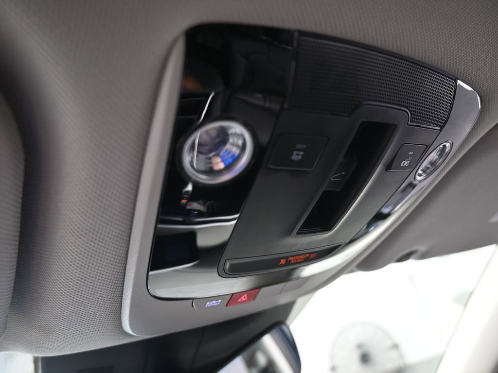 Used 2025 Kia Sorento SX image 33