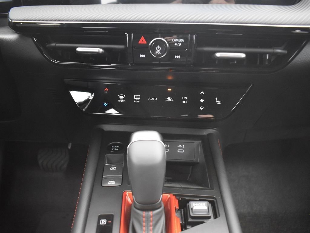 New 2026 Nissan Kicks SR w/ SR Premium Package image 11