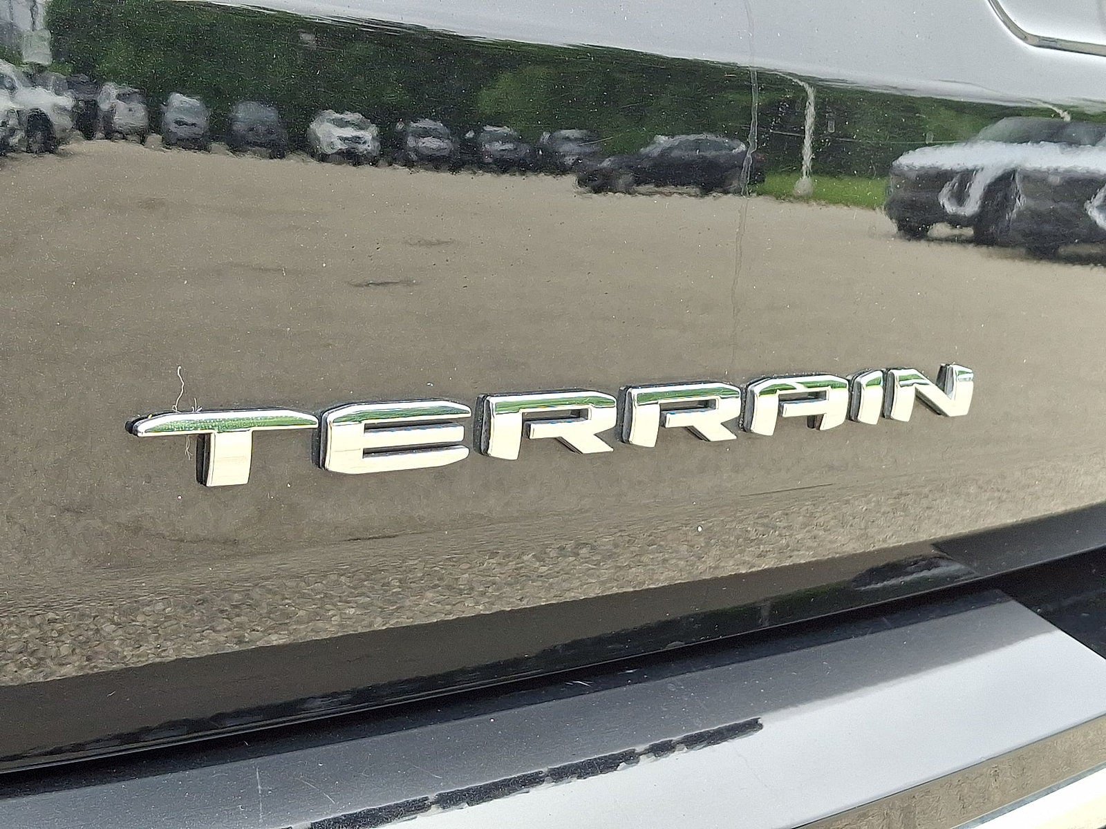 Certified 2023 GMC Terrain Denali w/ Denali Premium Package AWD/4WD image 24