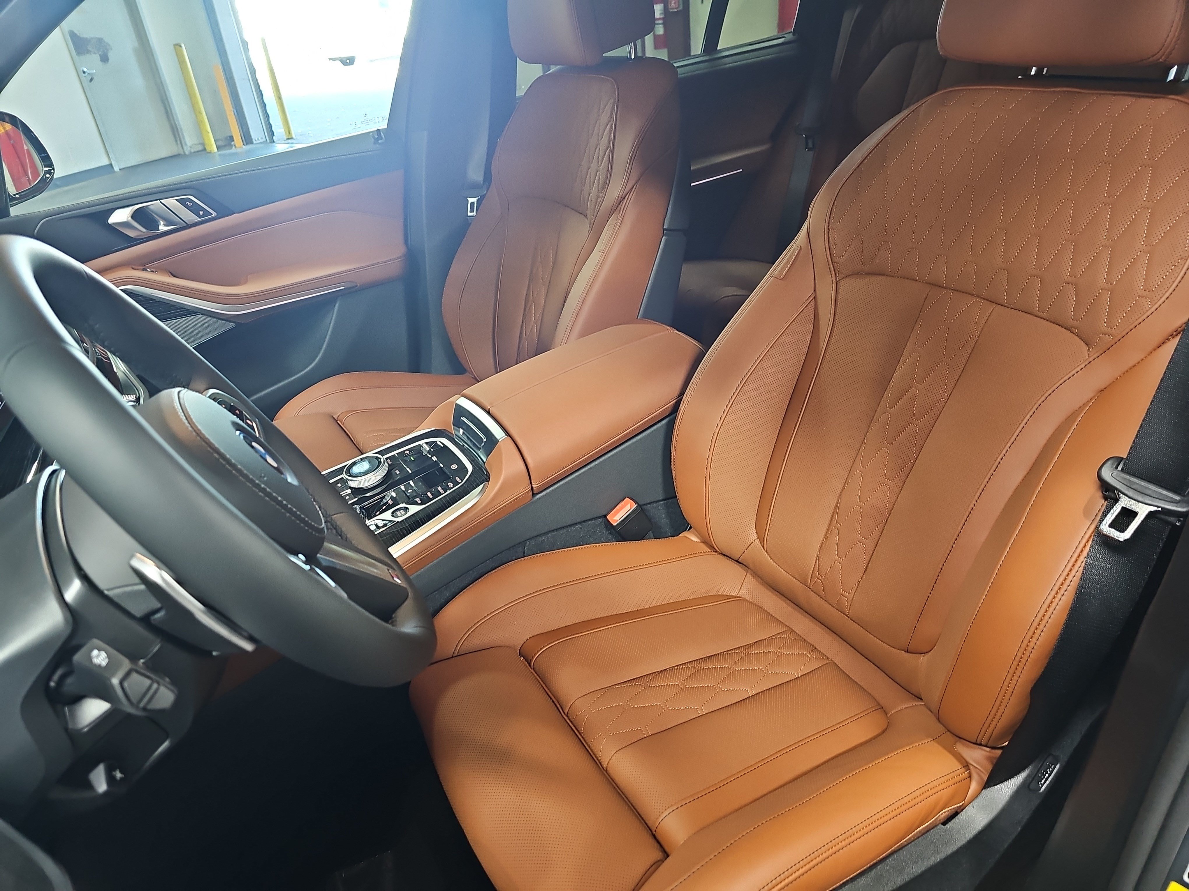 New 2026 BMW X5 xDrive50e w/ Executive Package AWD/4WD image 15