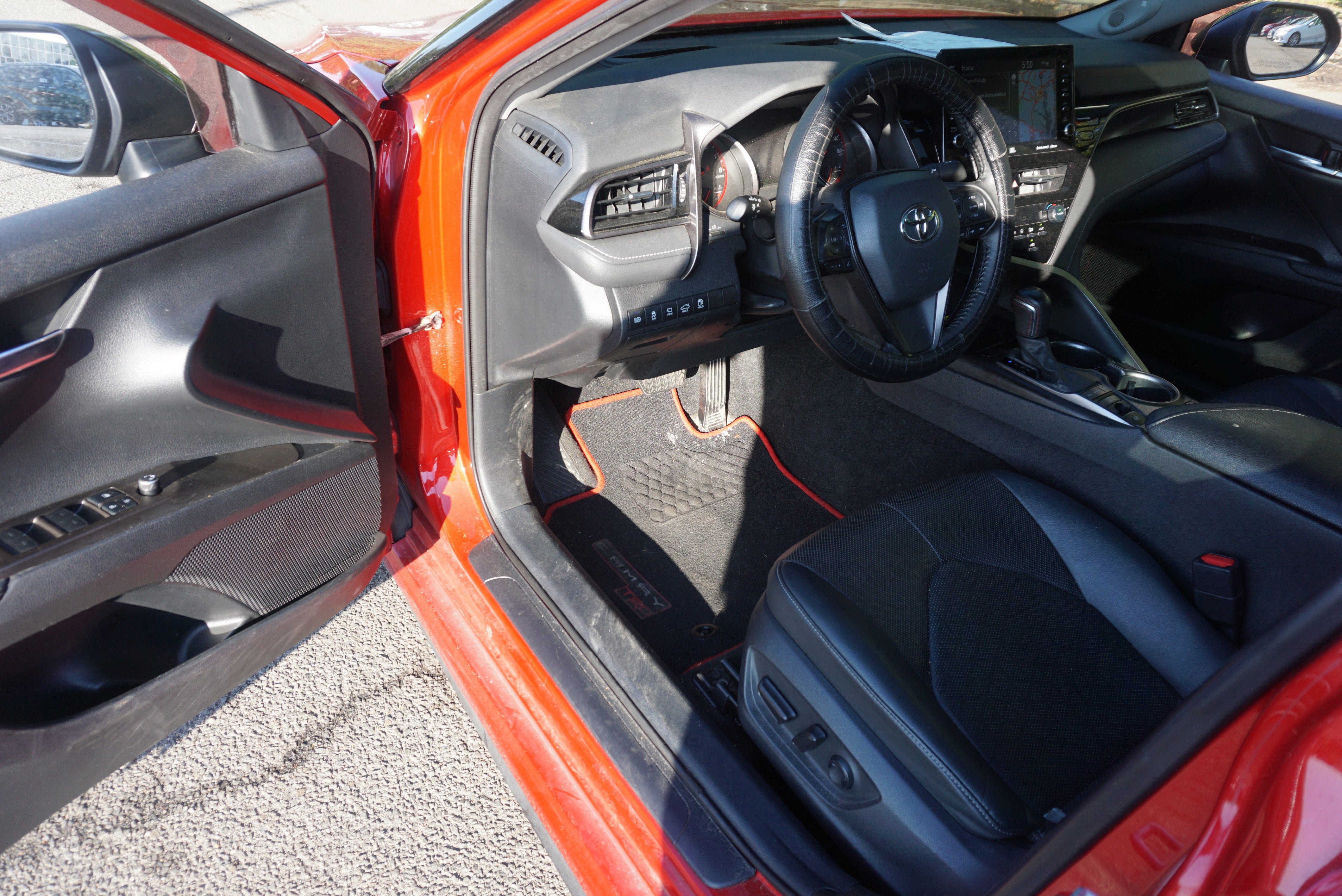 Used 2022 Toyota Camry XSE w/ Navigation Package FWD image 7
