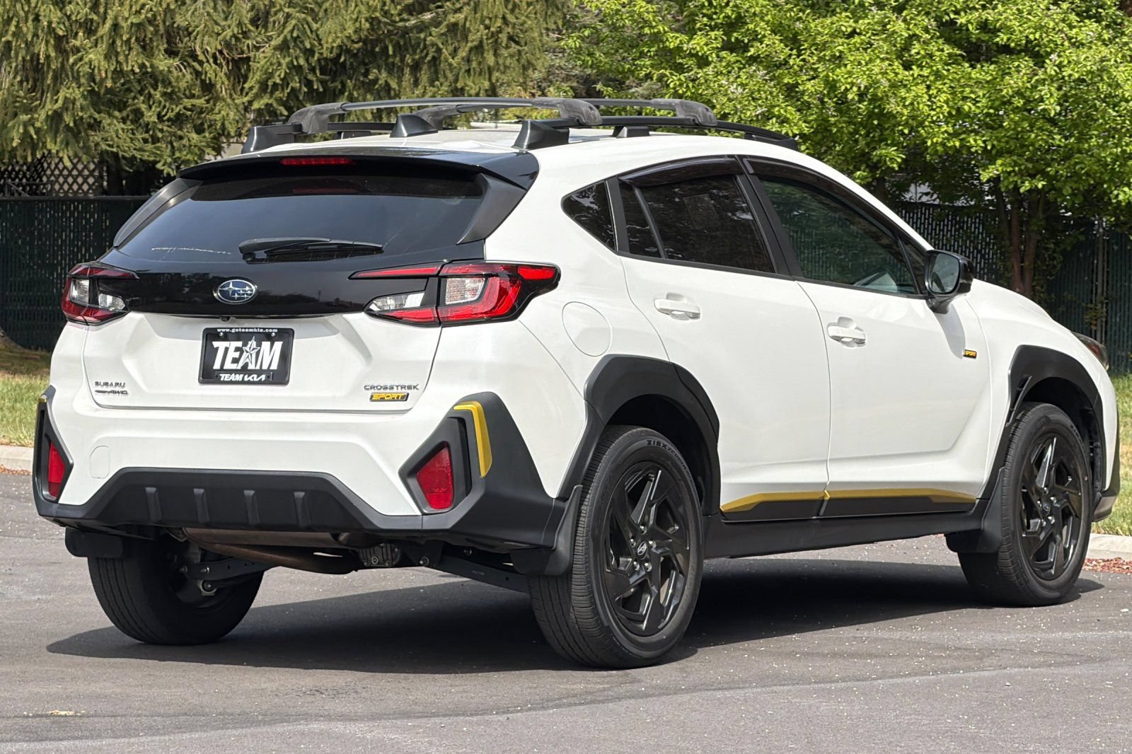 Used 2024 Subaru Crosstrek 2.5i Sport w/ Crosstrek Mirror Package AWD/4WD image 4