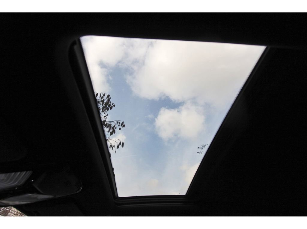 Used 2023 BMW X3 sDrive30i w/ Premium Package image 25