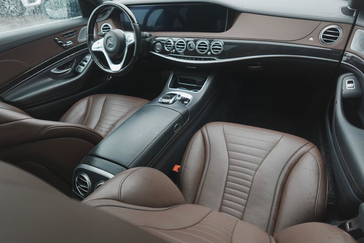 Used 2019 Mercedes-Benz S 560 4MATIC Sedan w/ Premium Package image 16