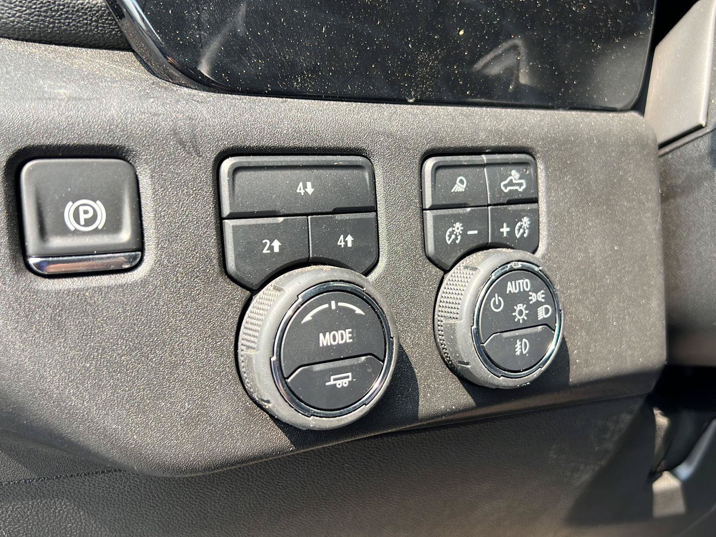 Used 2025 Chevrolet Silverado 2500 LT w/ Trail Boss Package AWD/4WD image 15