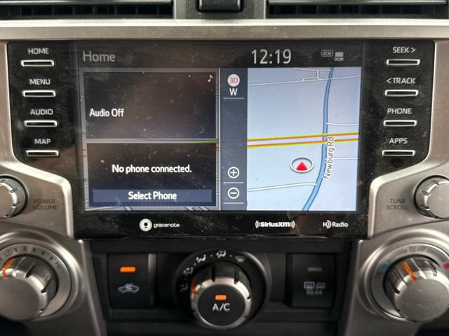 Used 2022 Toyota 4Runner SR5 Premium w/ Moonroof Package AWD/4WD image 28