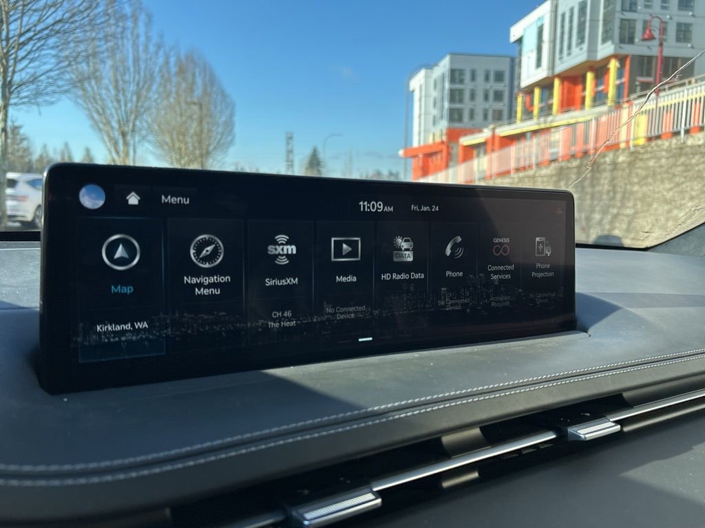 Used 2025 Genesis GV70 3.5T Sport w/ Sport Advanced Package image 24