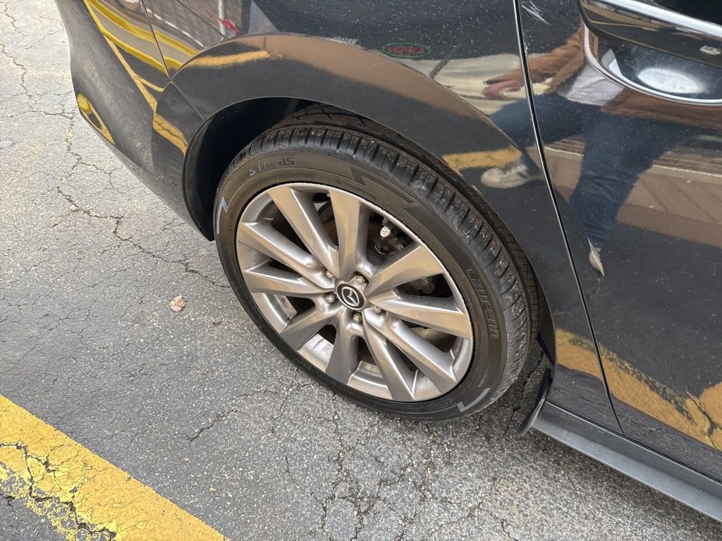 Used 2019 MAZDA MAZDA3 AWD Sedan w/ Preferred Package image 11