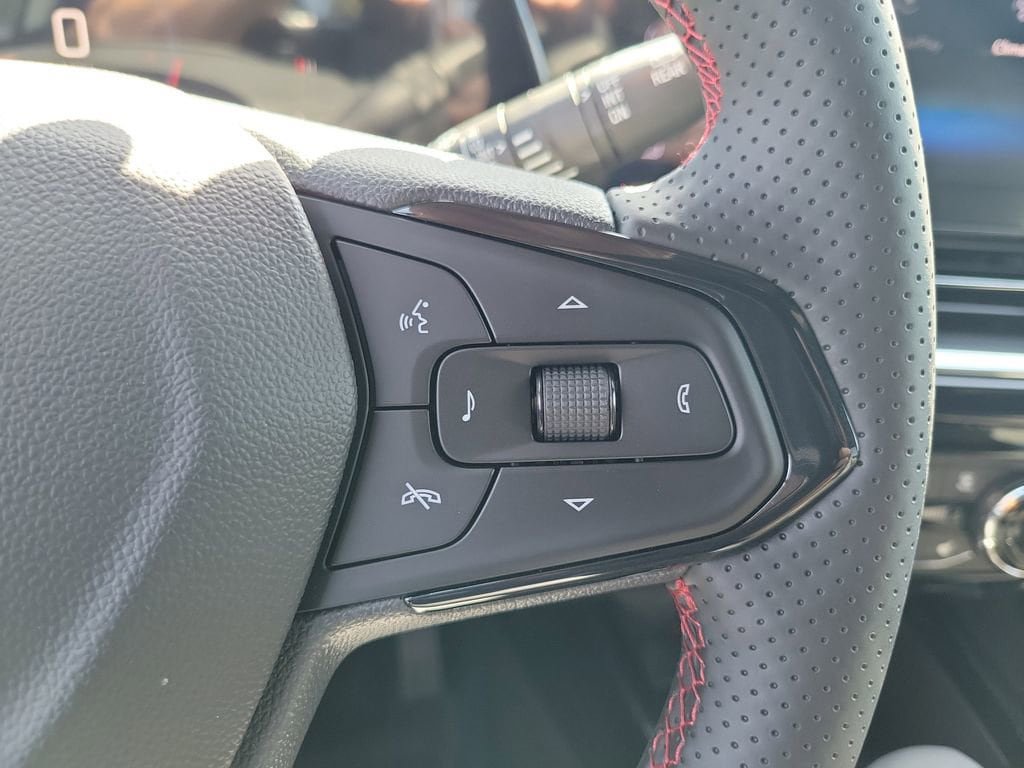 New 2026 Chevrolet Trax RS w/ Driver Confidence Package FWD image 6