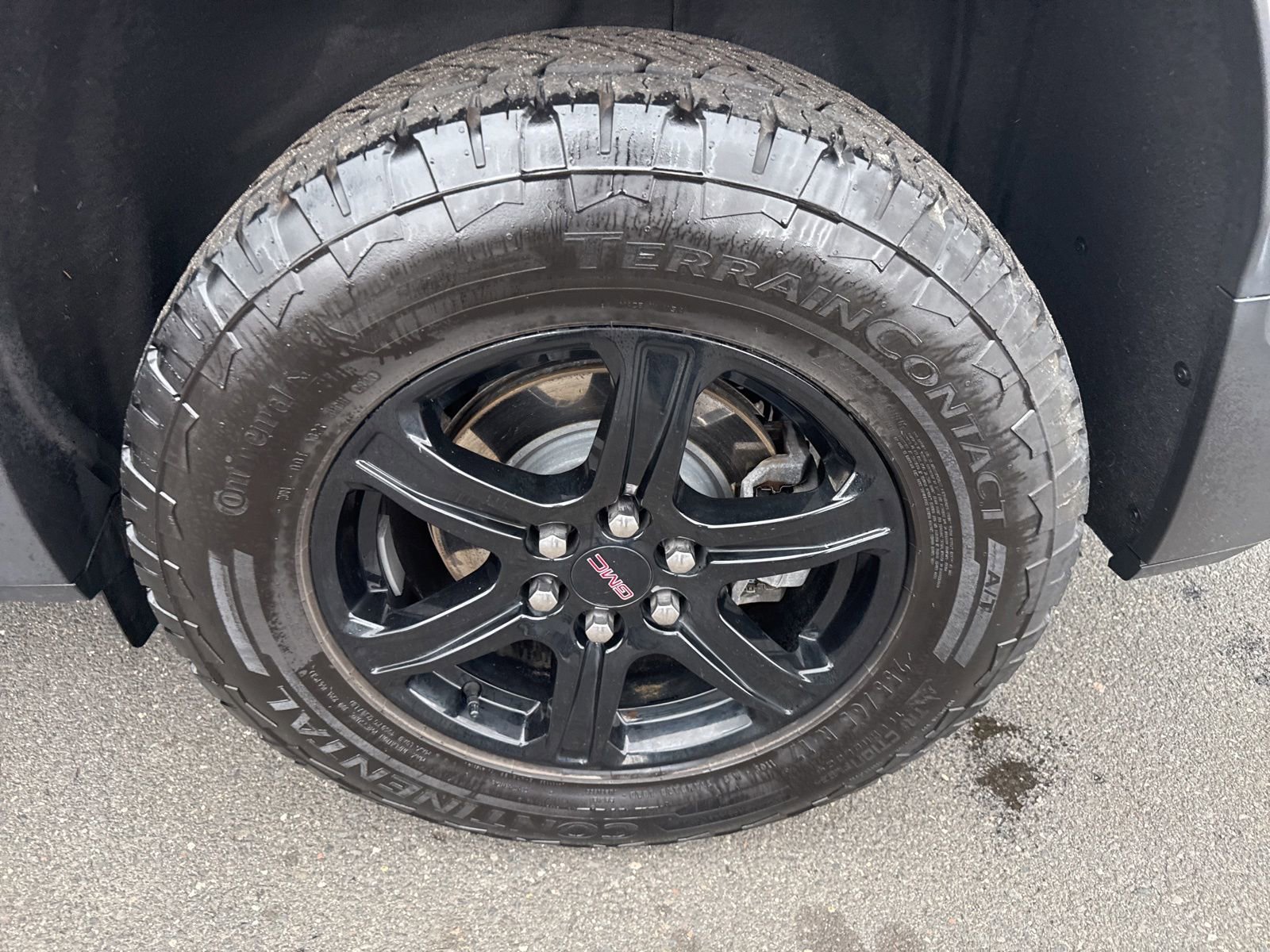 Used 2023 GMC Acadia AT4 w/ Technology Package AWD/4WD image 10