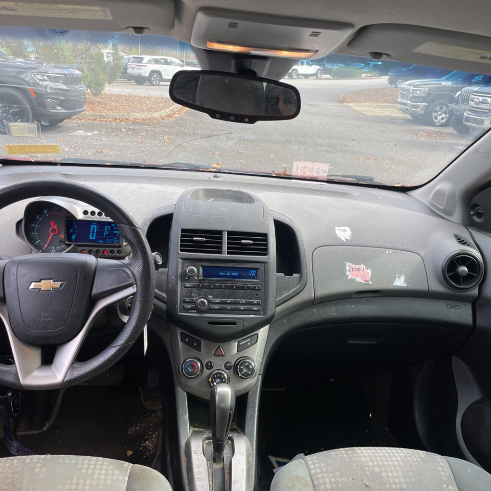 Used 2012 Chevrolet Sonic LS image 13