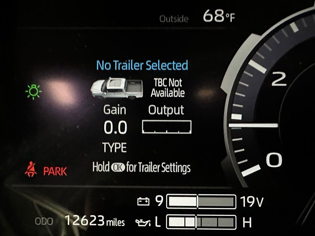 Used 2025 Toyota Tundra Platinum AWD/4WD image 24