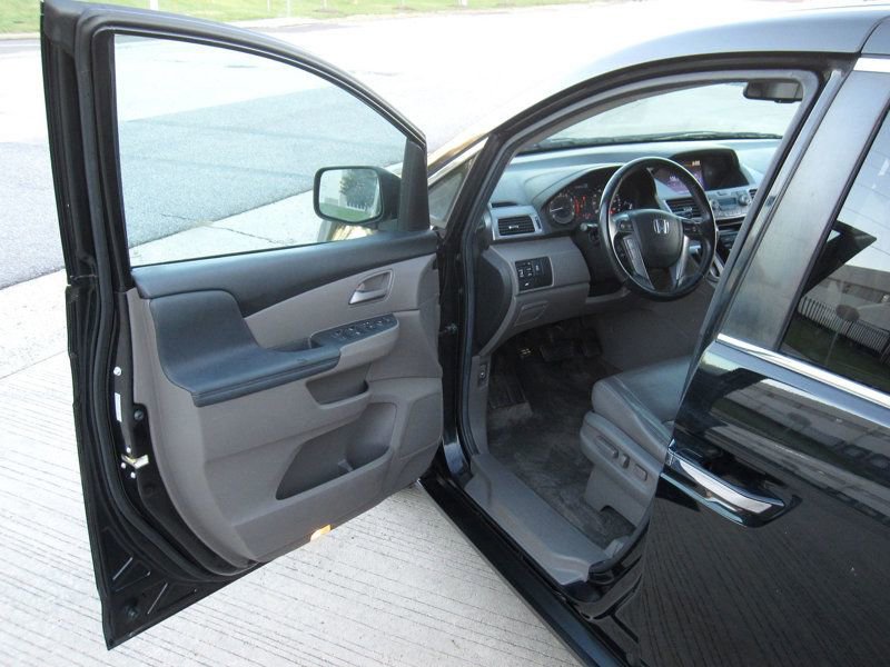 Used 2012 Honda Odyssey EX-L image 16