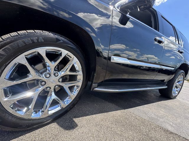 Used 2016 Cadillac Escalade Luxury AWD/4WD image 27