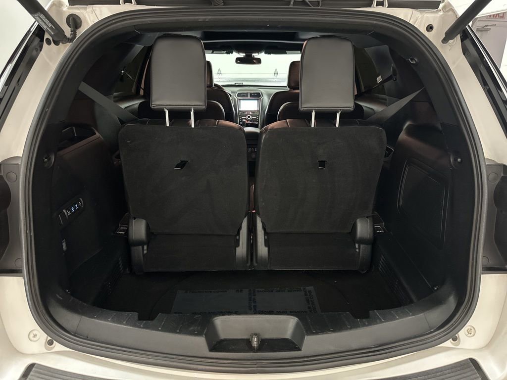 Used 2018 Ford Explorer Sport w/ Equipment Group 401A image 40