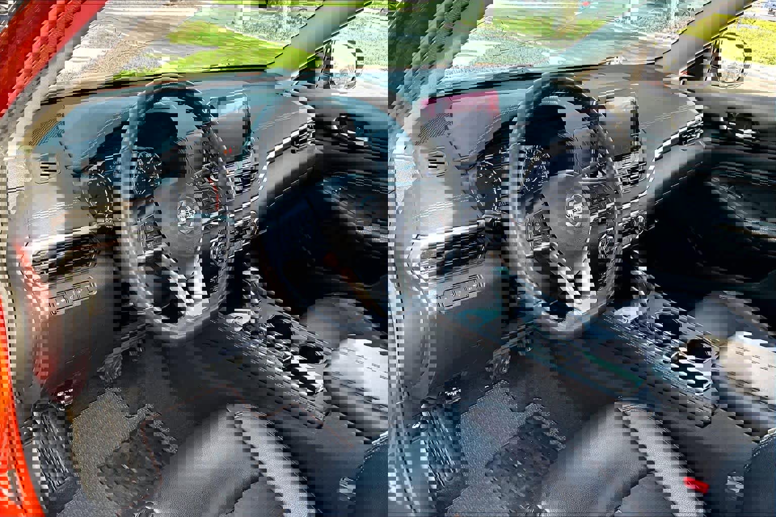 Used 2022 Nissan Altima 2.0 SR image 16