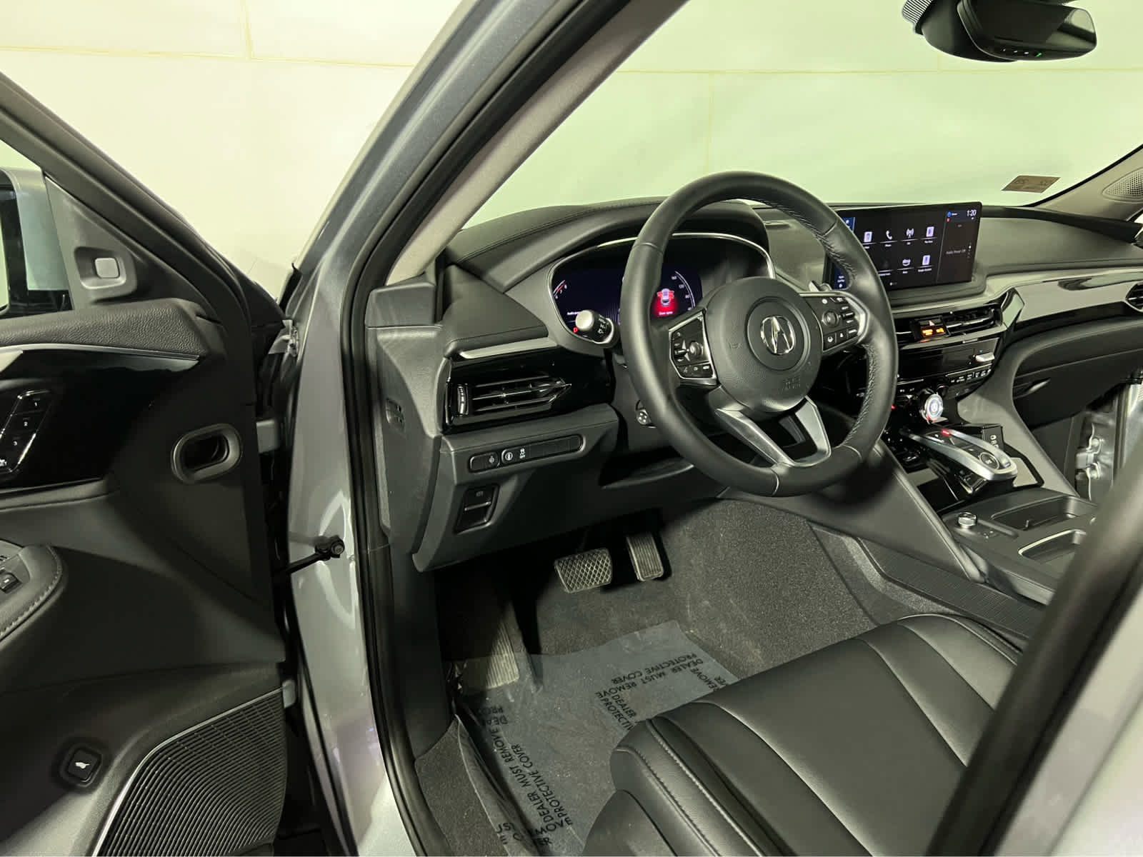 Used 2026 Acura MDX SH-AWD image 22