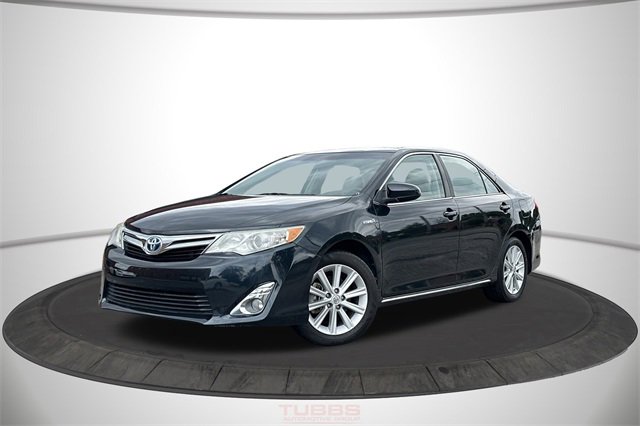 Used 2014 Toyota Camry XLE w/ Leather Package