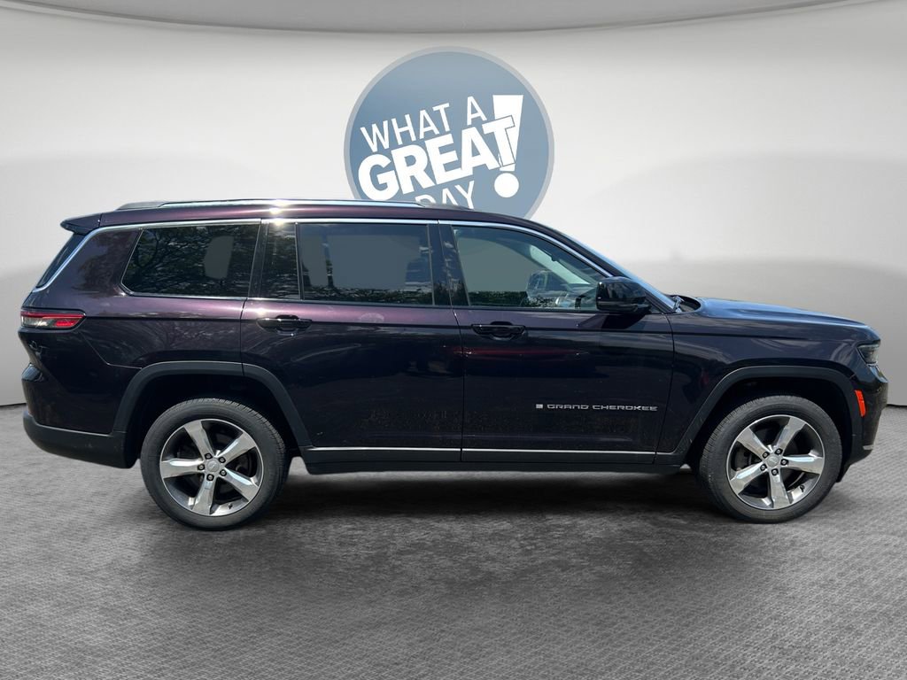Certified 2022 Jeep Grand Cherokee L Limited AWD/4WD image 2