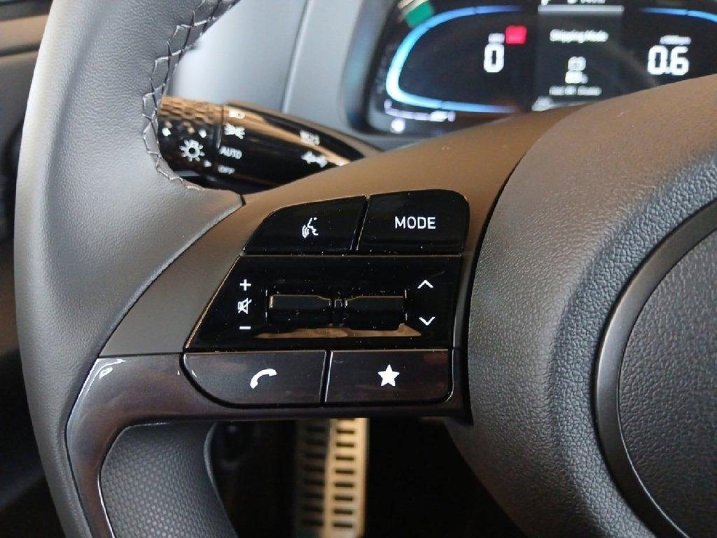 New 2026 Hyundai Elantra SEL Sport FWD image 16