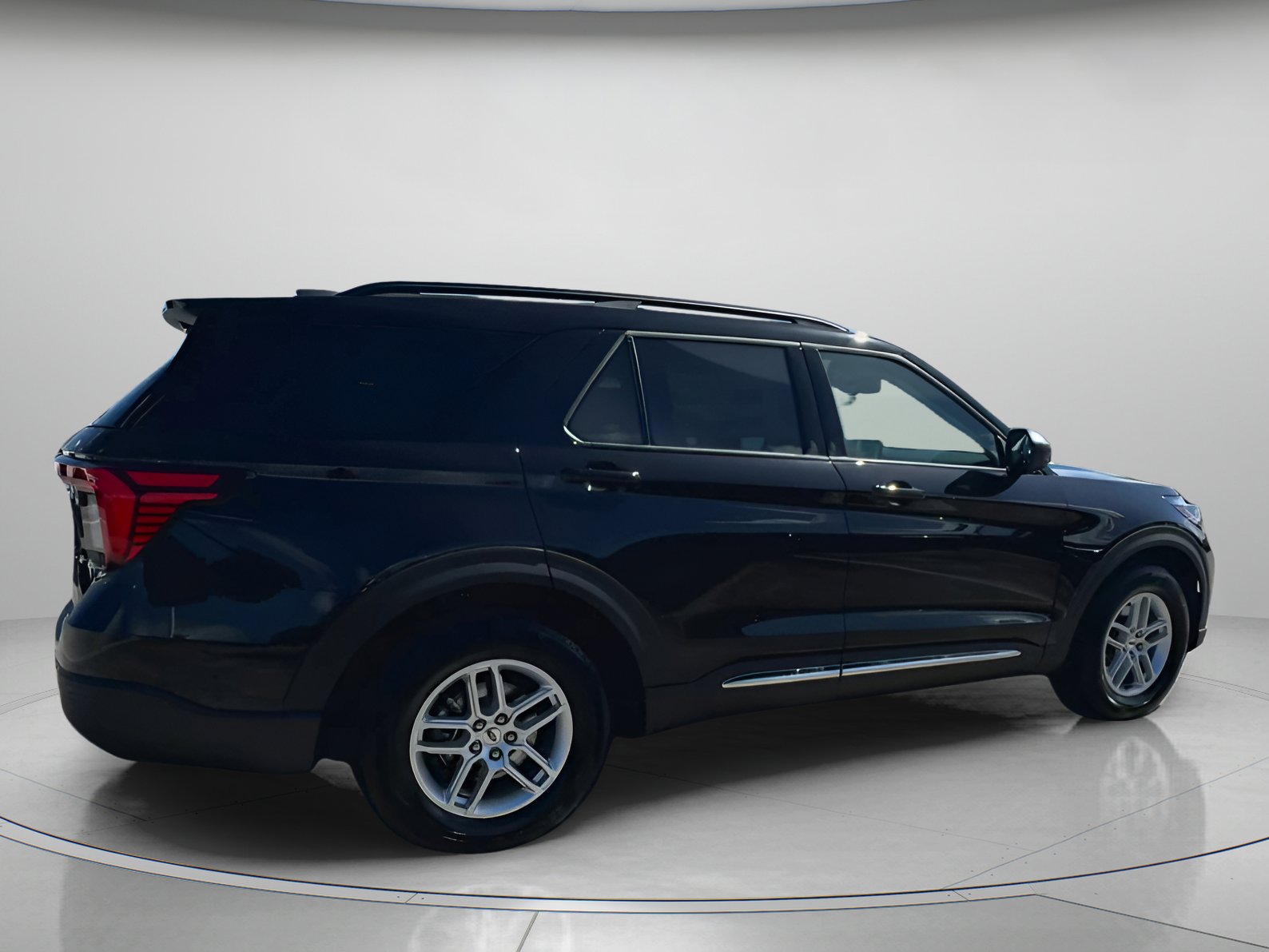 New 2025 Ford Explorer Active w/ Active Comfort Package image 34