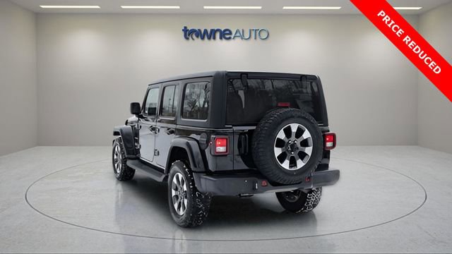 Used 2022 Jeep Wrangler Unlimited Sahara w/ Cold Weather Group image 3