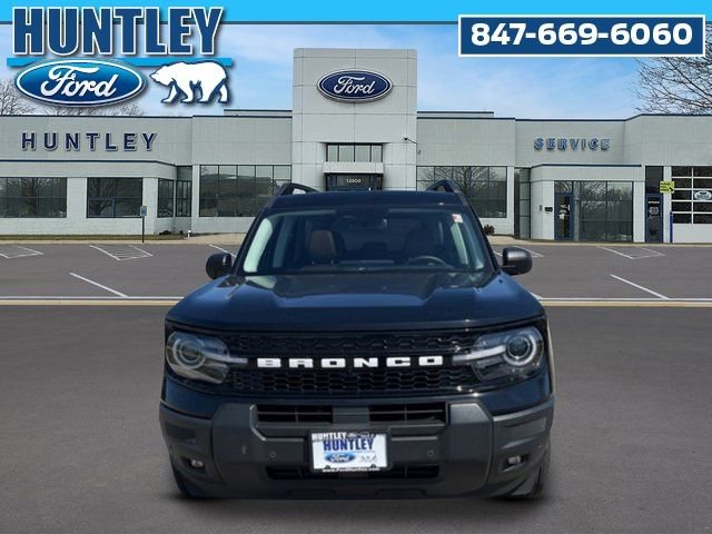 Used 2025 Ford Bronco Sport Outer Banks w/ Outer Banks Tech Package+ AWD/4WD image 3