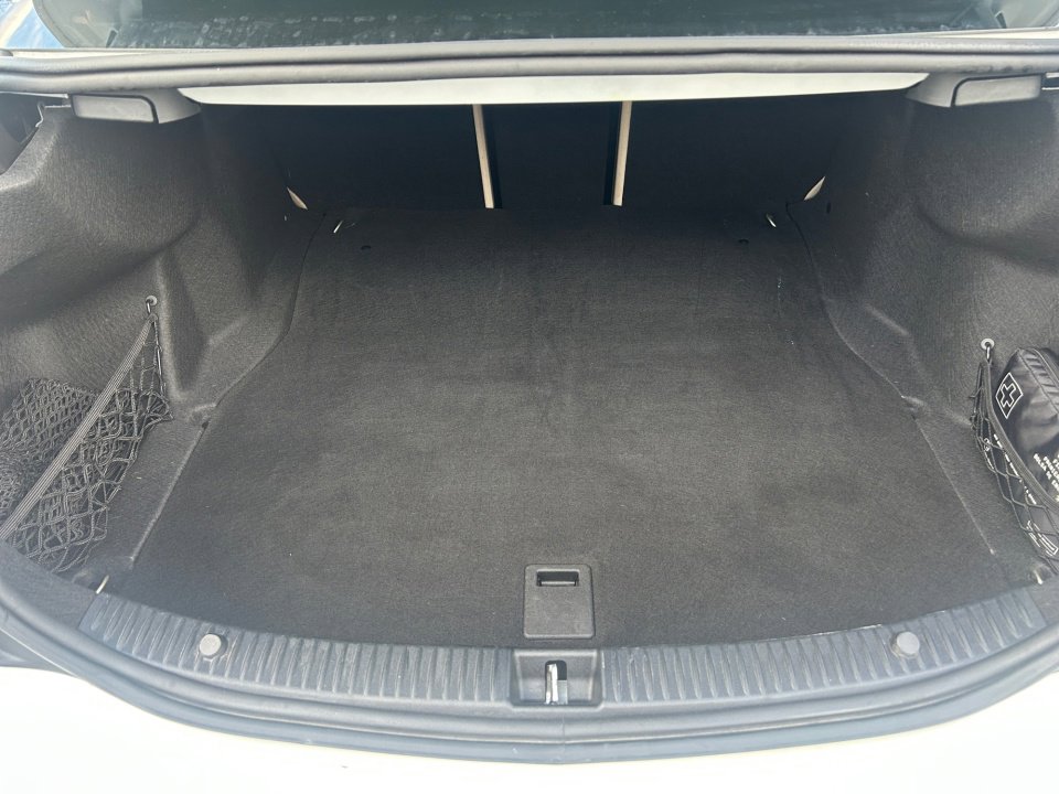 Used 2018 Mercedes-Benz C 300 image 15