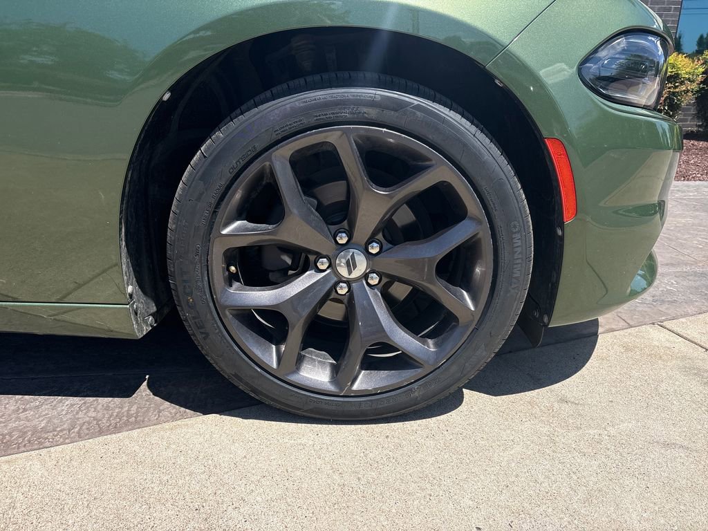 Used 2019 Dodge Charger SXT w/ Plus Group RWD image 12