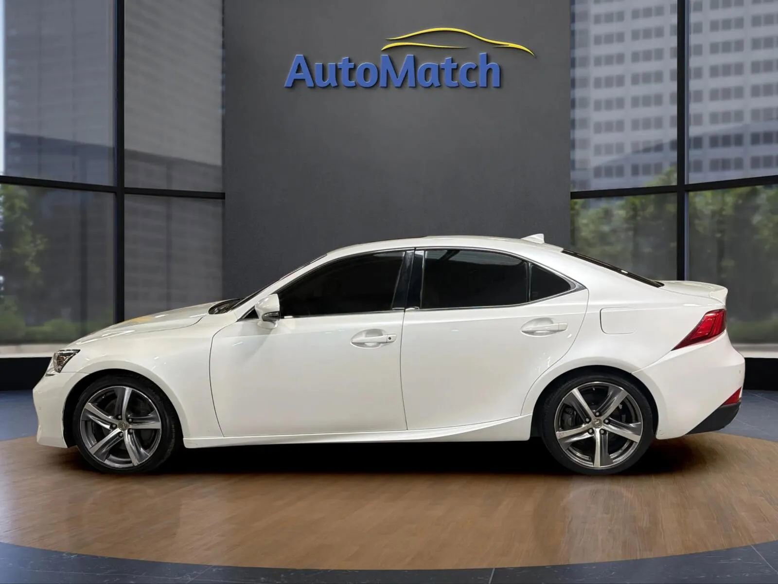 Used 2017 Lexus IS 200t w/ Navigation System Package RWD image 6