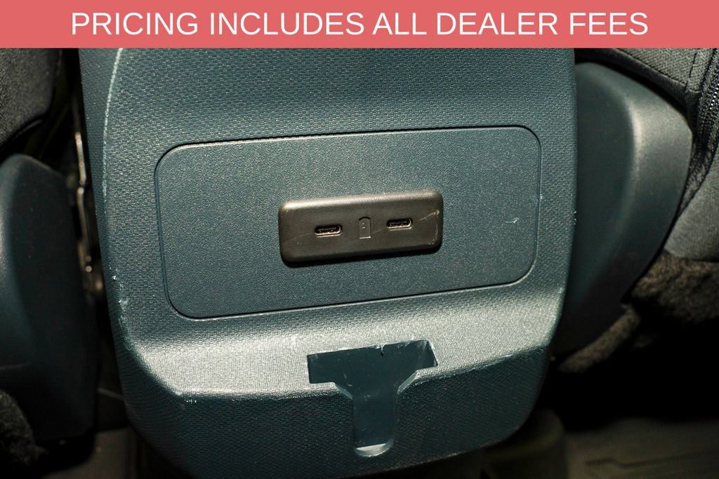 Used 2025 Ford Maverick XLT FWD image 7