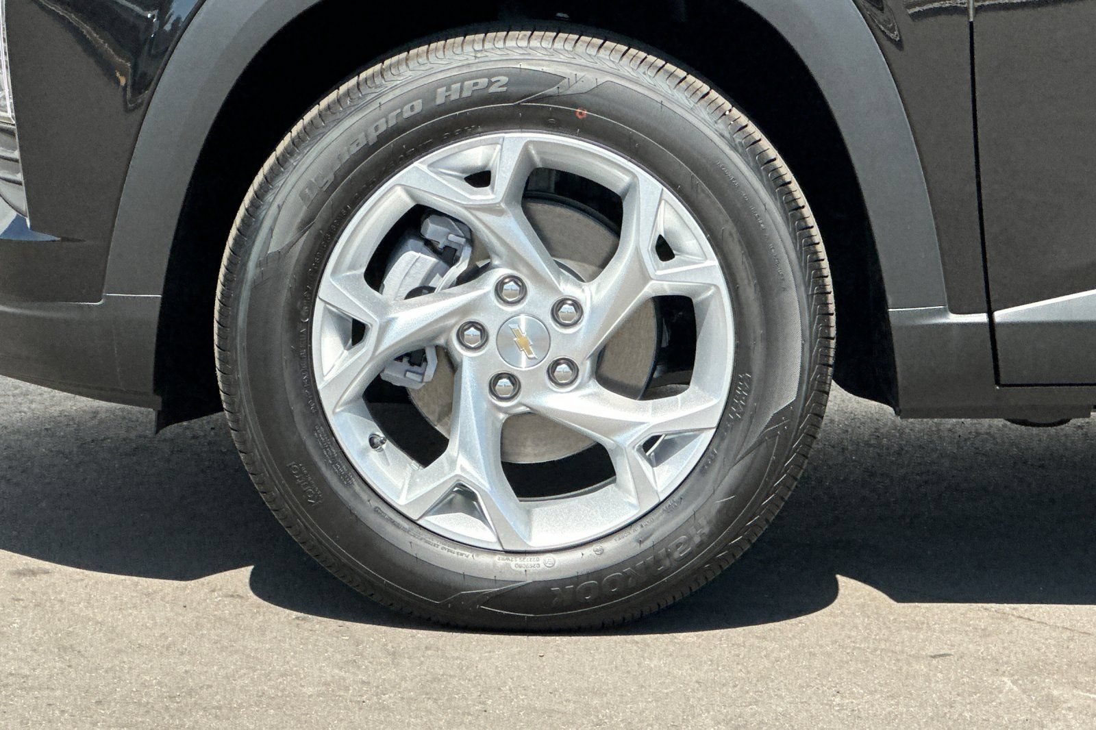 New 2026 Chevrolet Trax LS w/ LS Convenience Package FWD image 24